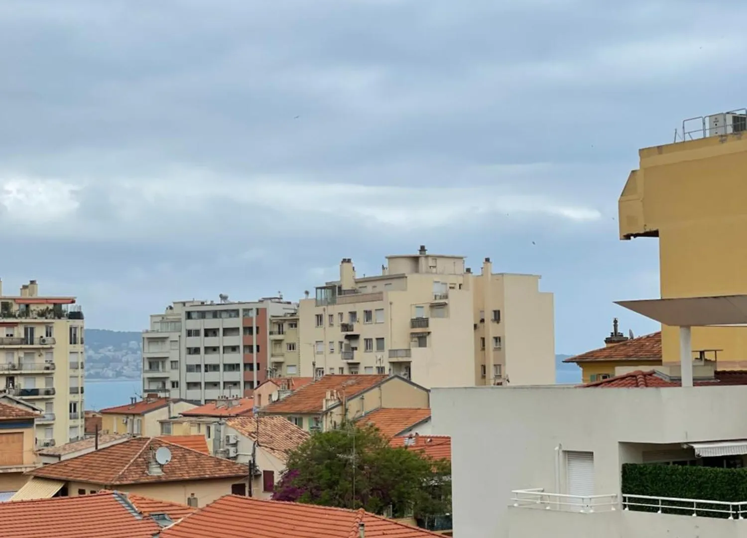 Cosy Flat 250M From Beach Nice Apartment